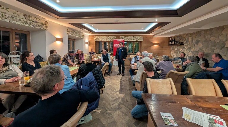 Vorstellung der Kandidat:innen in Rottau